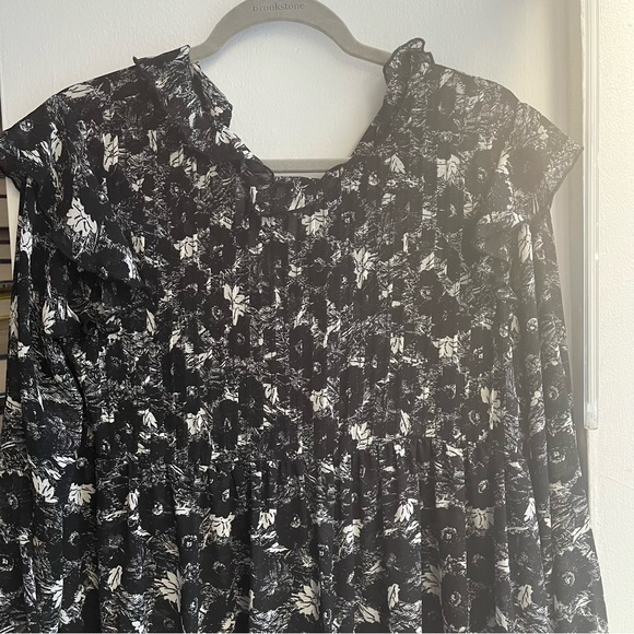 {Free People} 🔷 sheer floral pattern dress - Picture 2 of 5